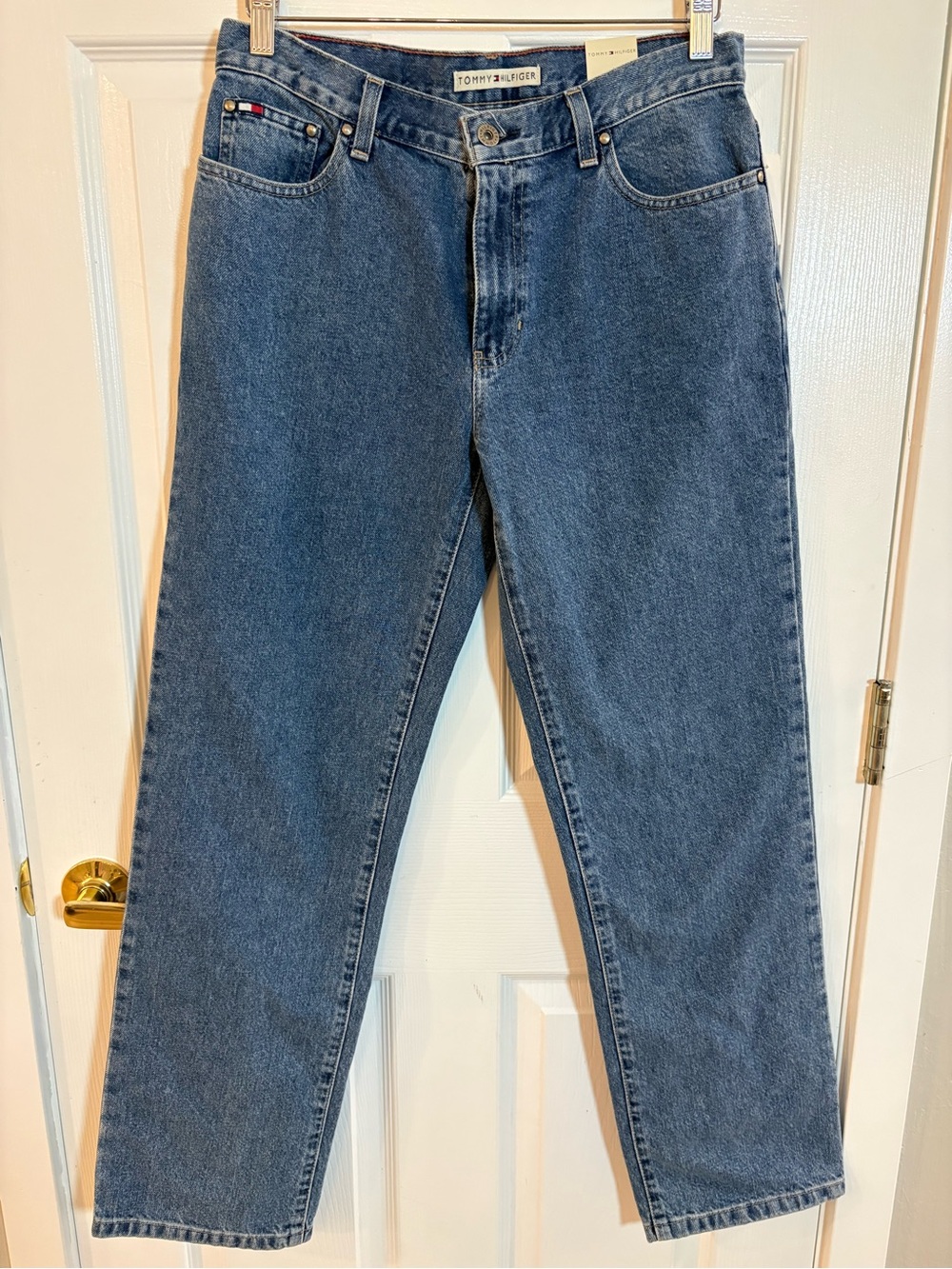 Tommy Hilfiger straight leg Jean size 6 Vintage Style